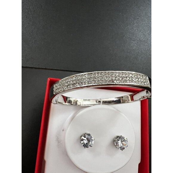 Kim Rogers Stunning Silver Faux Diamond Hinged Bangle Bracelet w Earrings Set - Picture 3 of 9